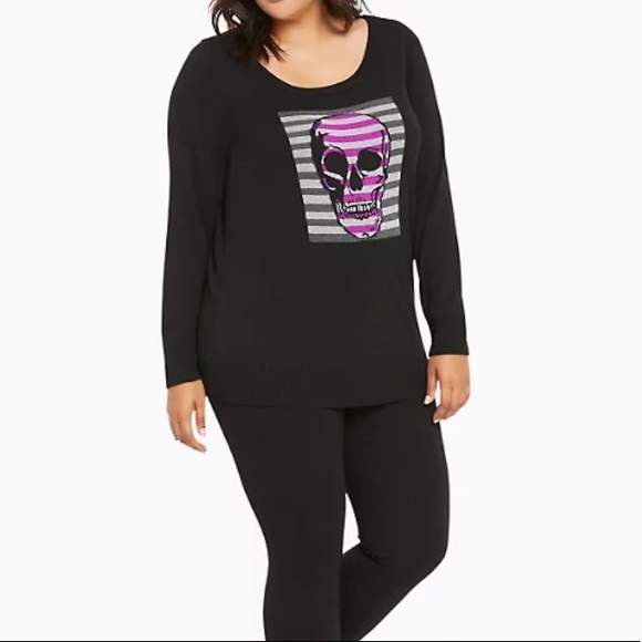 Torrid striped skull tunic sweater size 2X - Picture 2 of 4